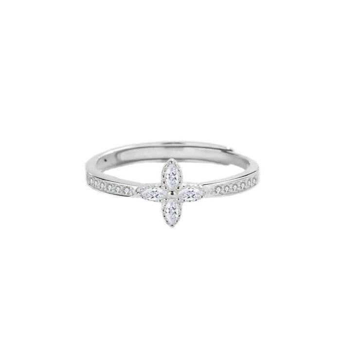 Donatella Ring